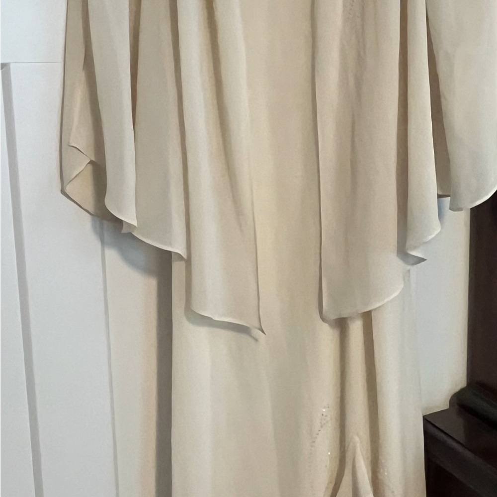 Elegant Cream Maxi Dress